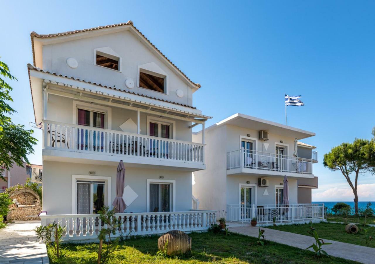 Villa Antonis Deluxe Apartments Amoudi Exterior photo